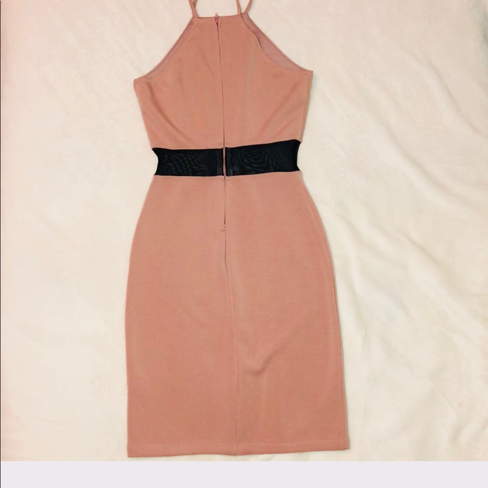 Dress - Picture 4 of 4